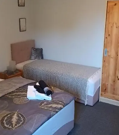 Bara 3* Přední Výtoň