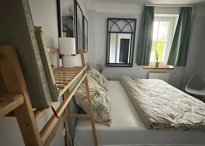 Bara 3* Přední Výtoň